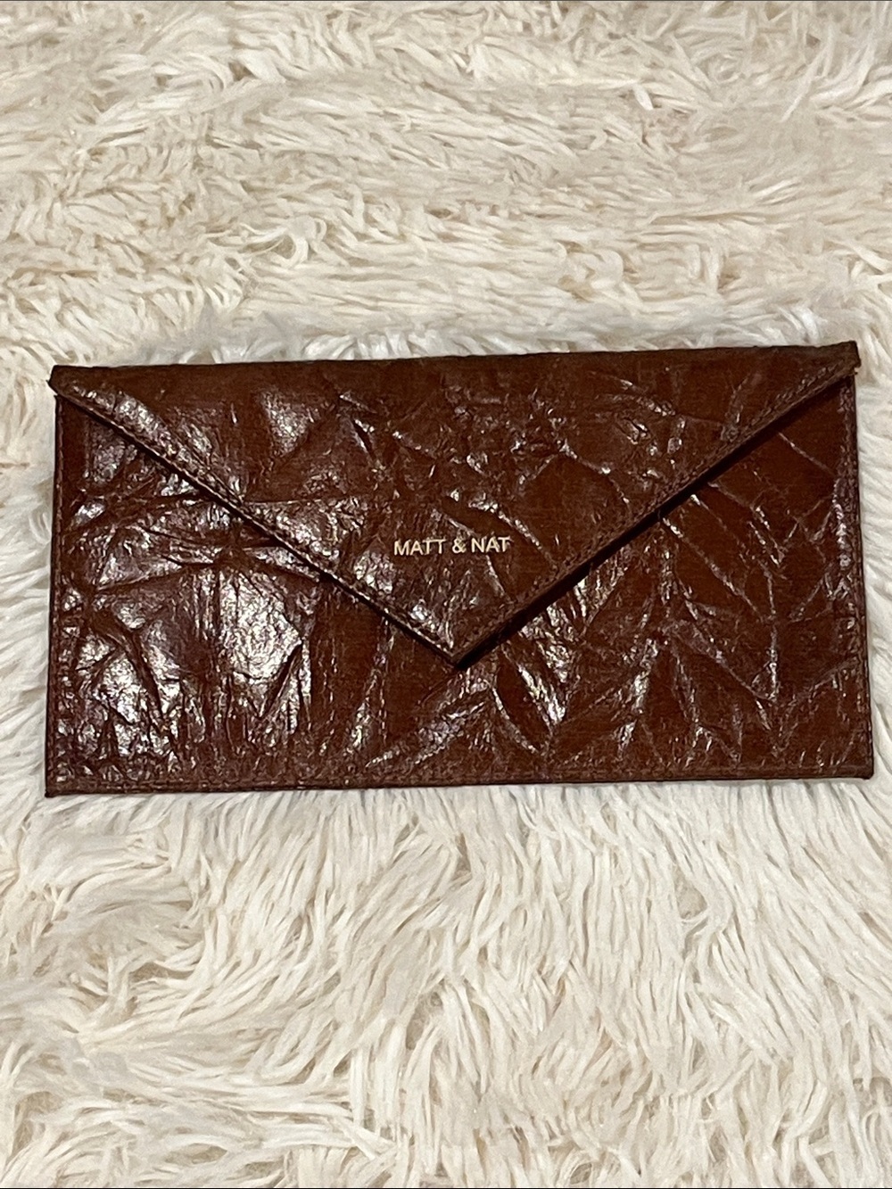 Matt & Nat envelope style brown crinkle wallet
